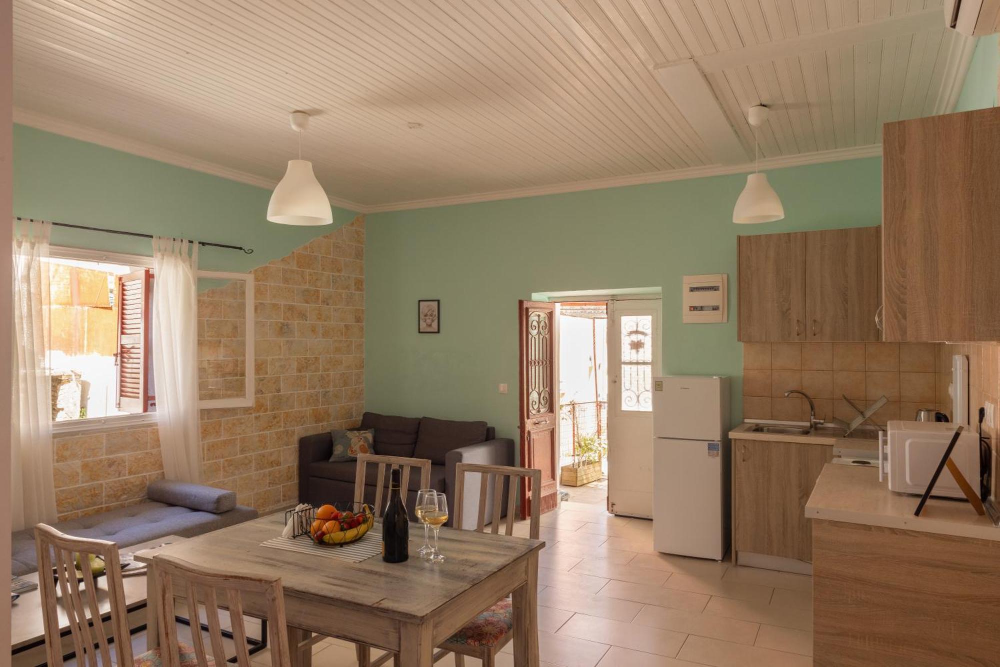 The Village Cottage - Benitses เวนิทเซส ภายนอก รูปภาพ